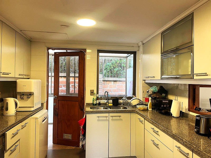 Vendo Casa Tipo Chalet en Sector las Golondrinas Reñaca