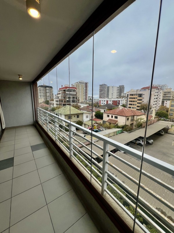 Arriendo Amplio Departamento en los Ponientes