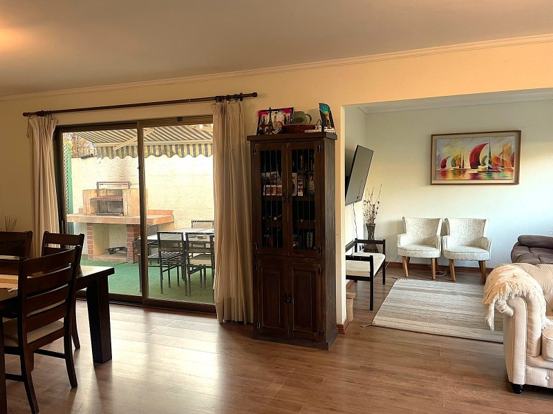 Vendo Casa Tipo Chalet en Sector las Golondrinas Reñaca