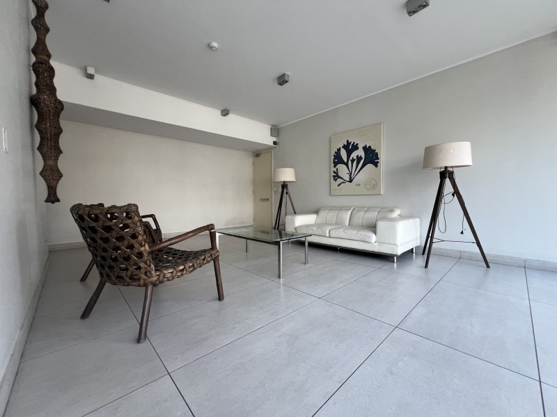 Vendo Departamento Con Gran Terraza en Sector Poniente
