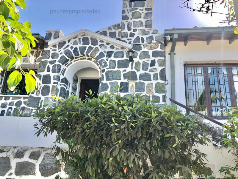 TRADICIONAL CASA EN EL CONCON ANTIGUO 3 DORM, 2 BAÑOS