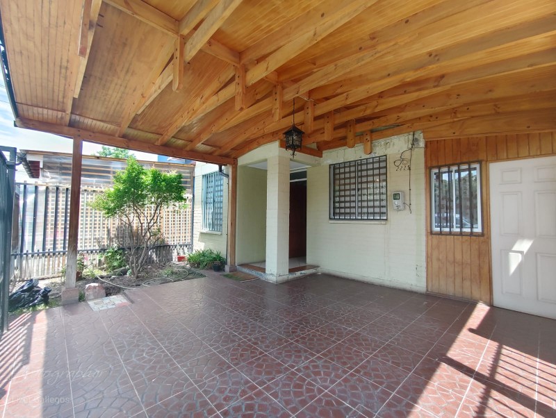 Hermosa Casa Ubicada en Sector Residencial y Privado