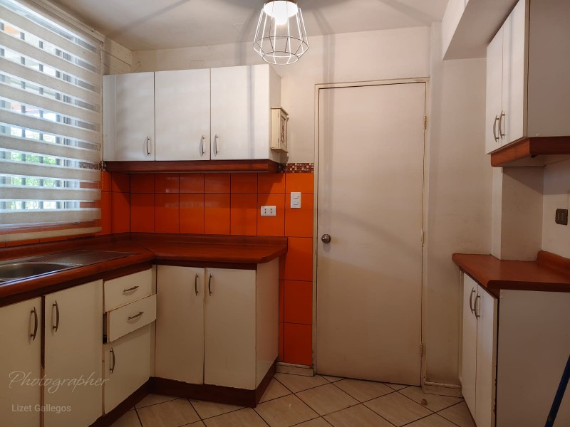 Hermosa Casa Ubicada en Sector Residencial y Privado