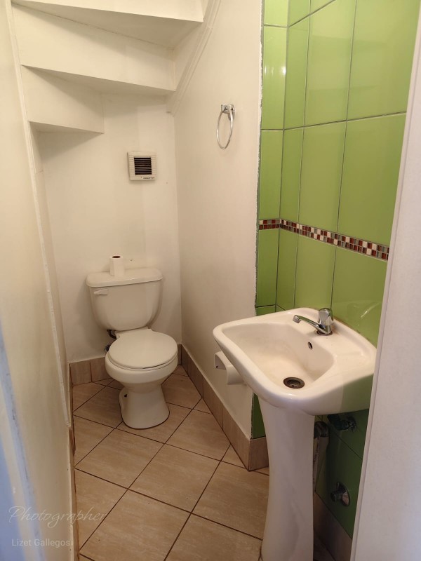 Hermosa Casa Ubicada en Sector Residencial y Privado