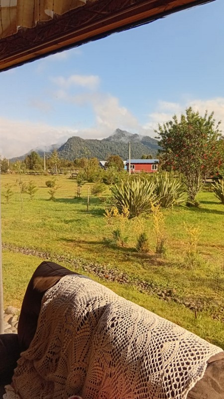 Encantadora Parcela Con Amplia Casa Rustica