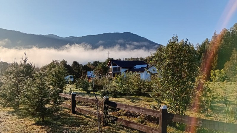 Encantadora Parcela Con Amplia Casa Rustica