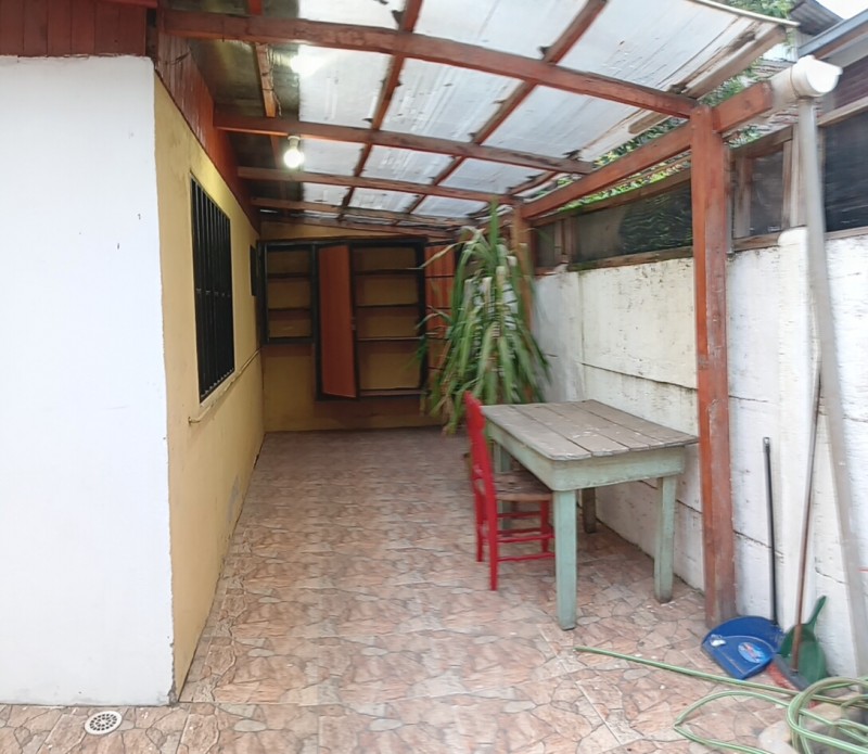 Preciosa Casa Sólida de Dos Pisos en Villa Cordillera, Rgua