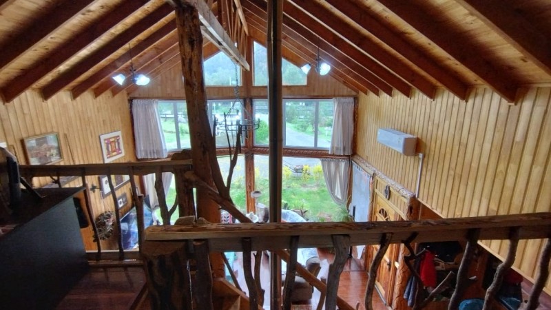 Encantadora Parcela Con Amplia Casa Rustica