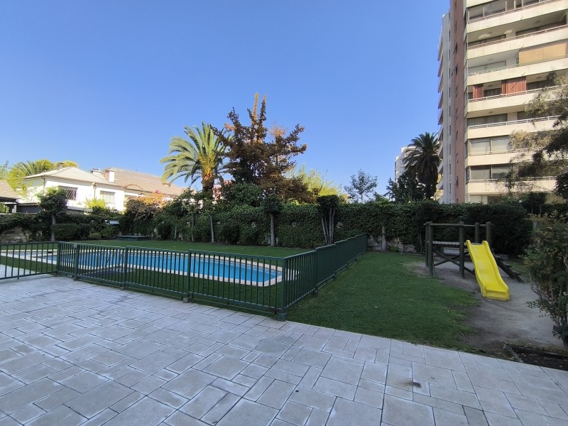 Renovado! Vende Depto. 2D-1B-1E-1B , Cerca de Metro Ñuñoa