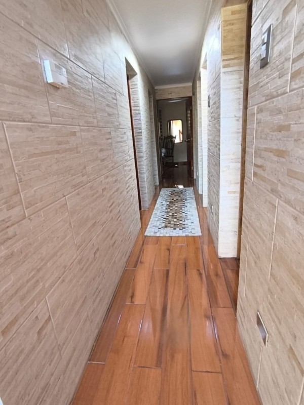 Vende Casa 4D-3B C/patente Comercial y Oficina en la Florida