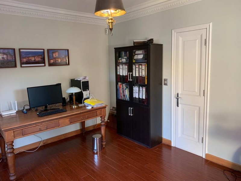 Casa Exclusiva Barrio Suarez Mujica