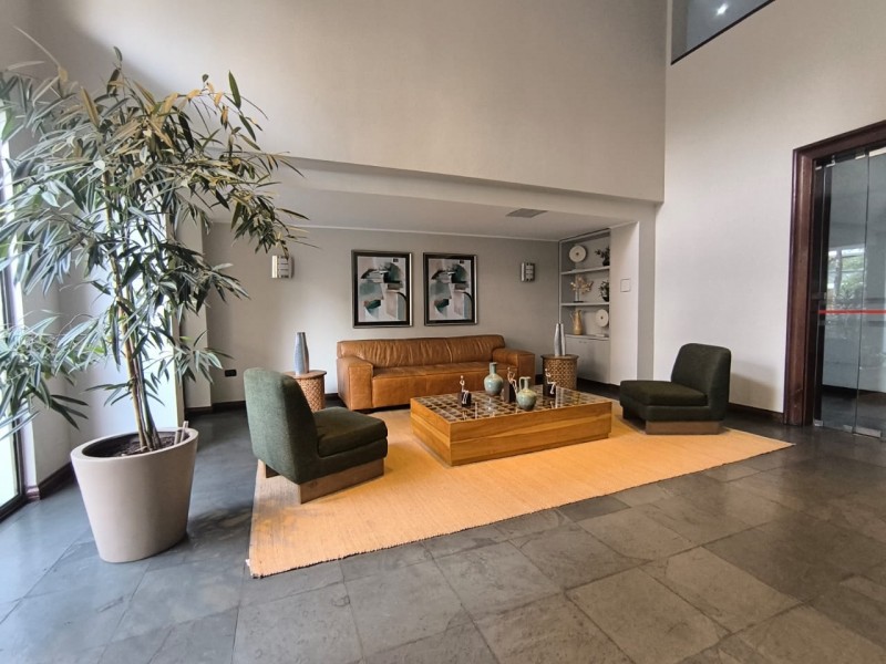 Exclusivo Departamento Barrio el Golf 2D-2B-1E-1B las Condes