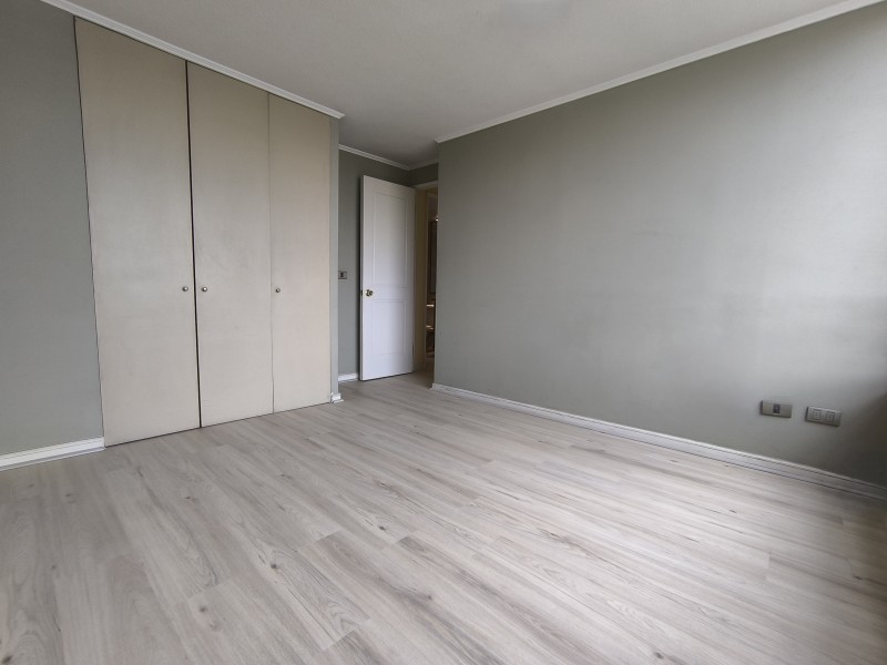 Renovado! Vende Depto. 2D-1B-1E-1B , Cerca de Metro Ñuñoa