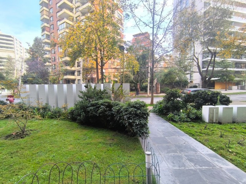 Exclusivo Departamento Barrio el Golf 2D-2B-1E-1B las Condes
