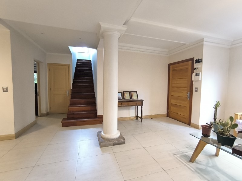 Casa Exclusiva Barrio Suarez Mujica