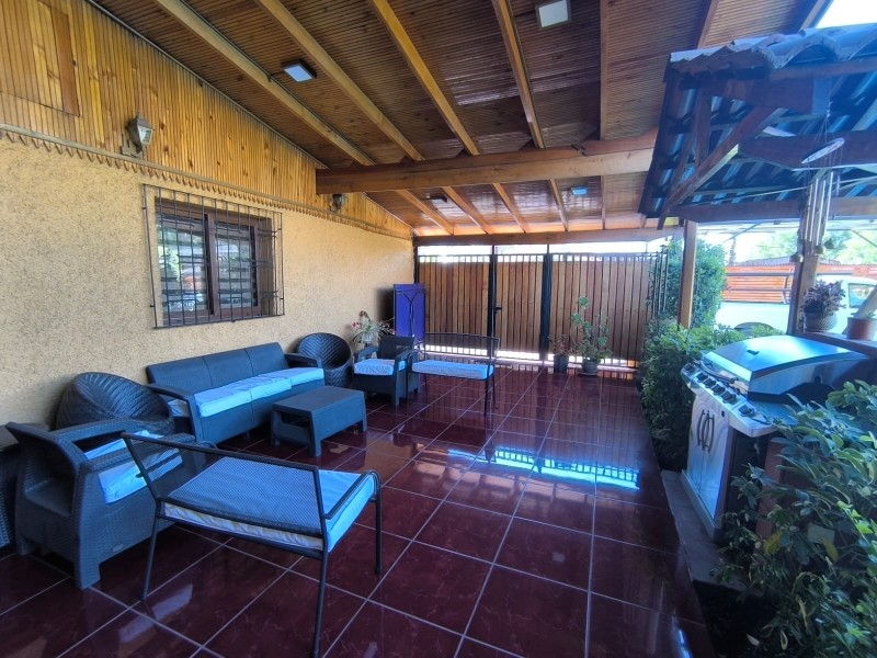 Vende Casa 4D-3B C/patente Comercial y Oficina en la Florida