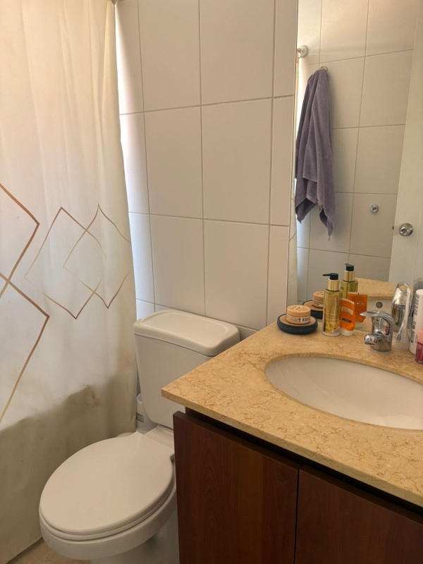 Casa Con Patio y Piscina Se Vende Quebrada de Macul Peñalole