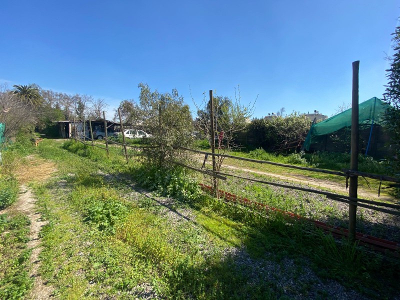 Sitio Amplio 1.496 Mtrs2 Proyecto Inmobiliario Miraflores Pe