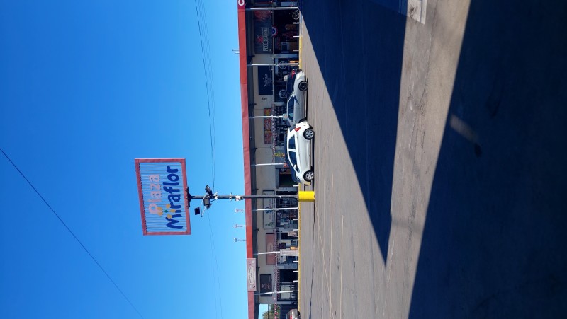 Sitio Amplio 1.496 Mtrs2 Proyecto Inmobiliario Miraflores Pe