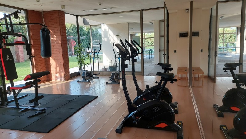 Cómodo Departamento Se Vende Piso 5 Solar Bicentenario Macul