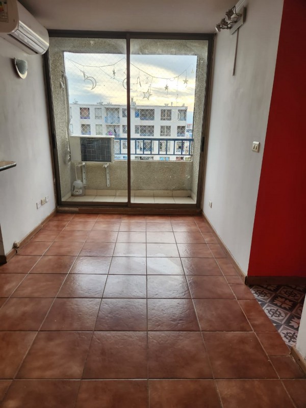 en Arriendo Amplio Departamento en Cueto 1233