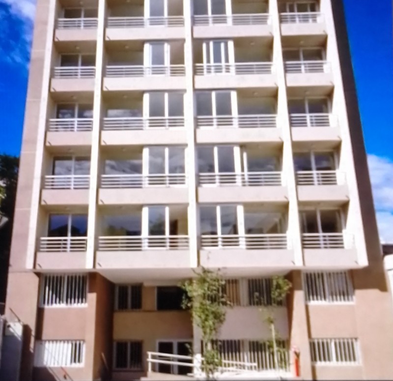 Proyecto de Departamentos y Oficinas en Ubicación Estratégic