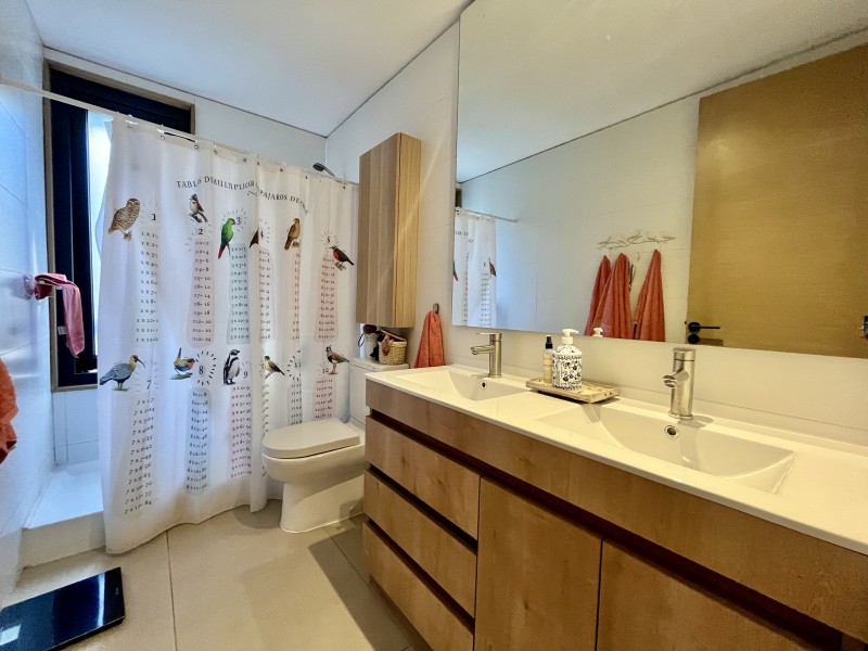Moderna Casa en Parcelación en Linderos