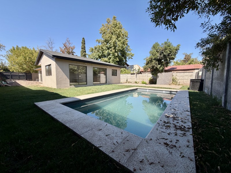 Linda casa remodelada en Villaseca