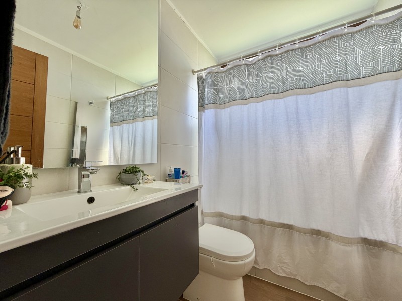 Impecable Casa Mediterránea en Condominio en Alto Jahuel