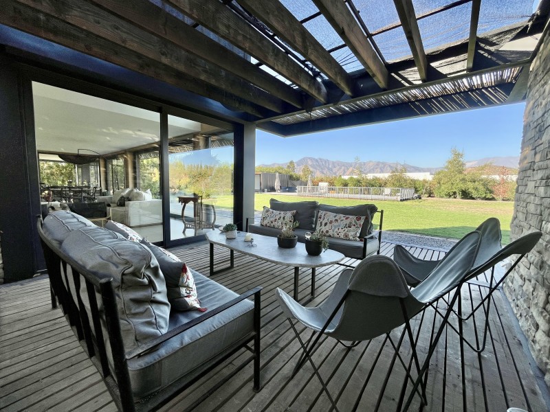 Moderna Casa en Parcelación en Linderos