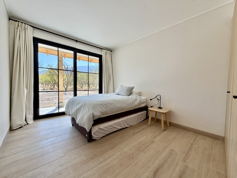 Espectacular Casa Nueva en el Tránsito