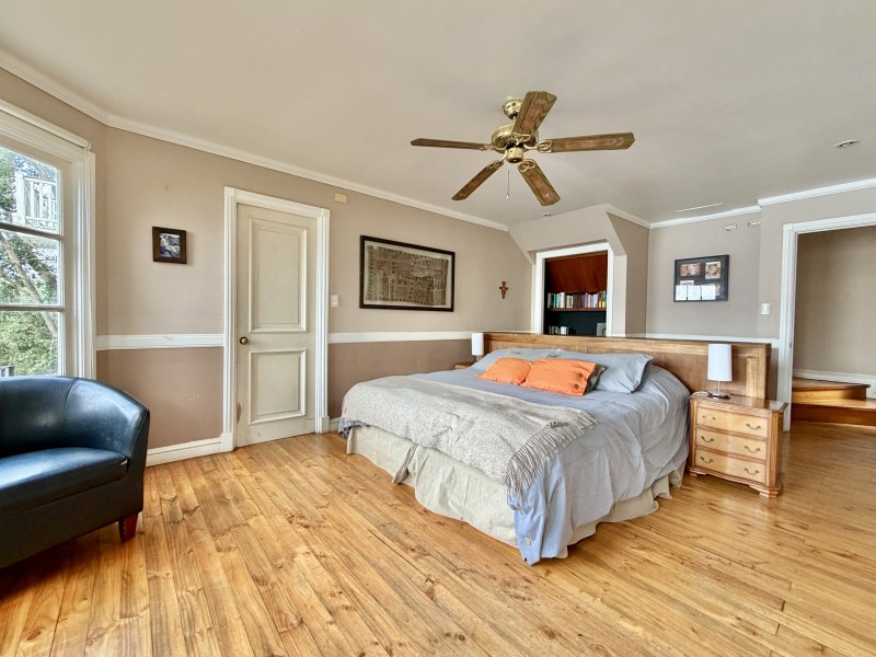 Increíble Casa Con Orilla de Laguna en Aculeo