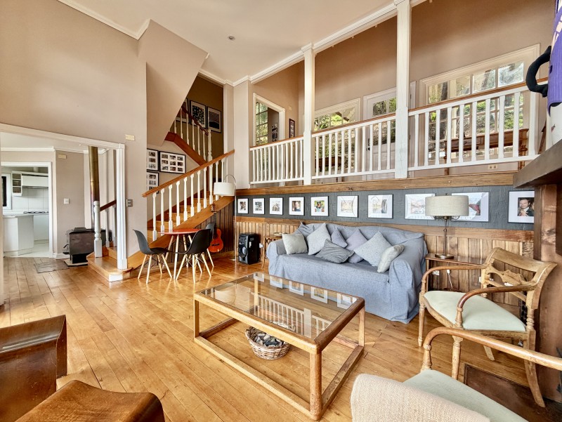 Increíble Casa Con Orilla de Laguna en Aculeo