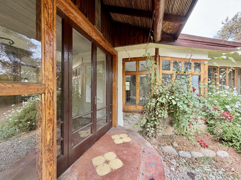 Amplia Casa Campestre Remodelada en Parcelación en Paine