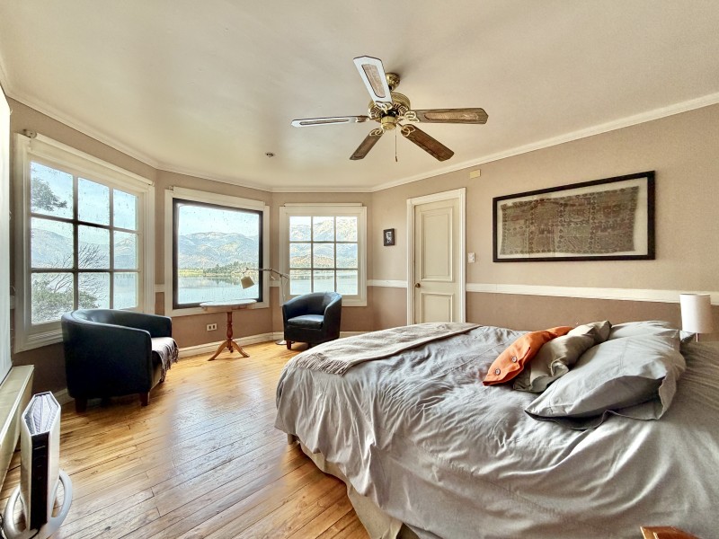 Increíble Casa Con Orilla de Laguna en Aculeo