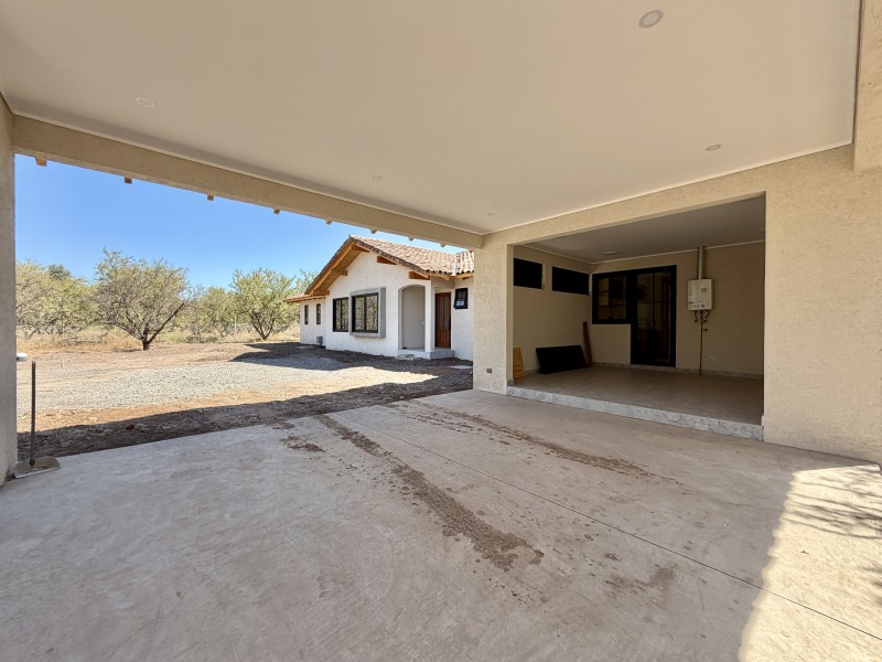 Espectacular Casa Nueva en el Tránsito