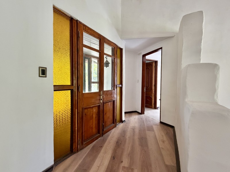 Amplia Casa Campestre Remodelada en Parcelación en Paine