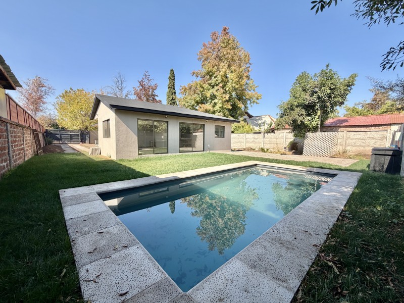 Linda casa remodelada en Villaseca
