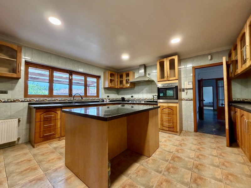 Linda y Funcional Casa en Condominio en Viluco