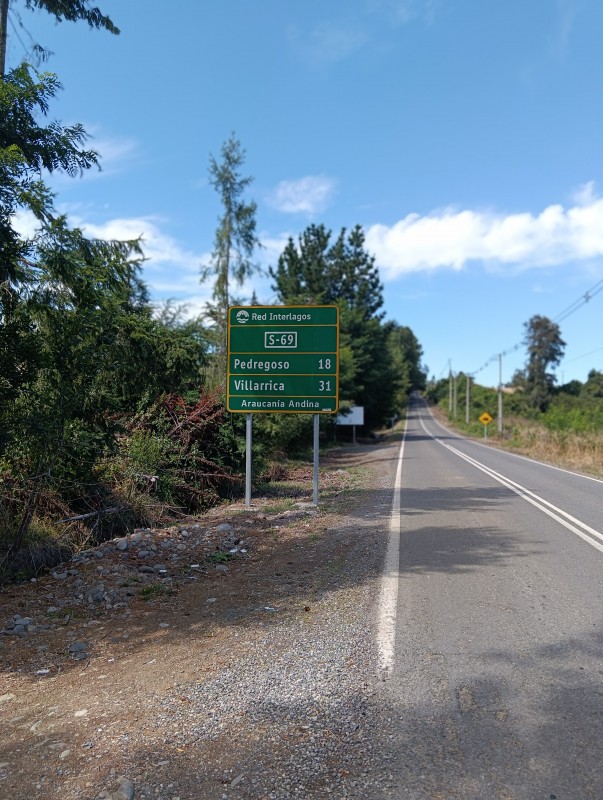 Casa en Parcela de Hectáreas A 7Km del Lago Collico