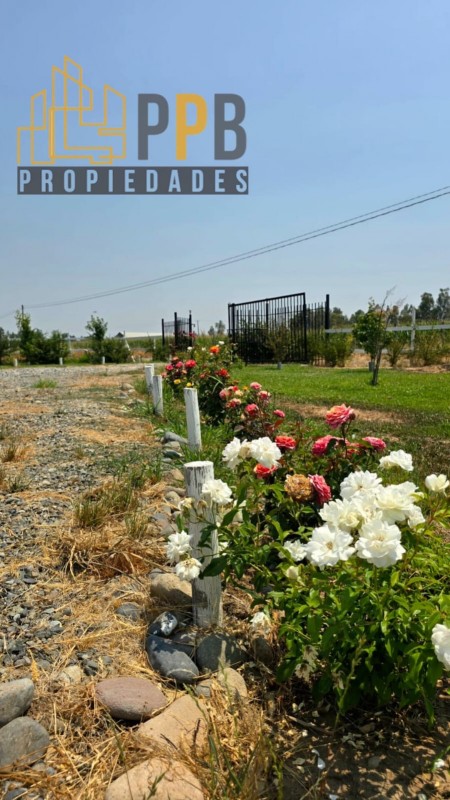 Se Vende Hermosa Casa en Parcela Ubicada en Linares