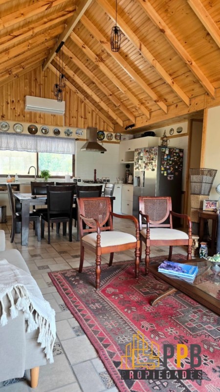 Se Vende Hermosa Casa en Parcela Ubicada en Linares