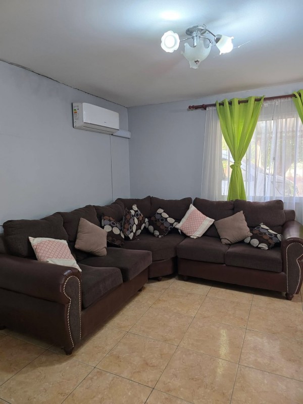 Se Vende Parcela Con Casa en Sector San Víctor Alamos