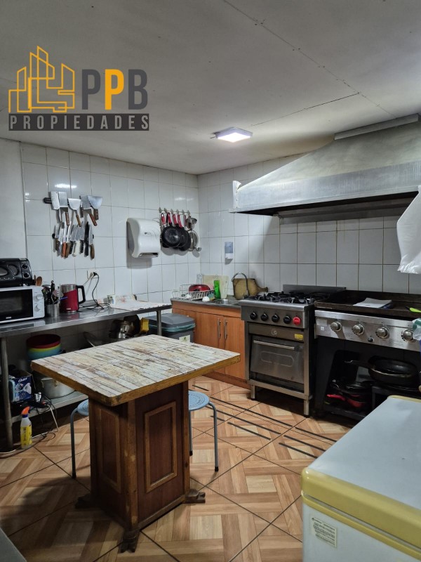 Se Vende Amplia Propiedad Casa Más Local Comercial