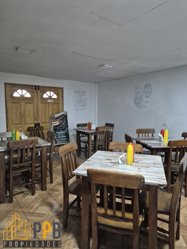 Se Vende Amplia Propiedad Casa Más Local Comercial