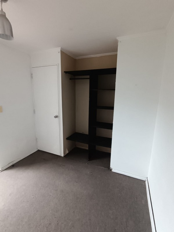 Se Arrienda Departamento Semi Amoblado en Cond Doña Alejandr