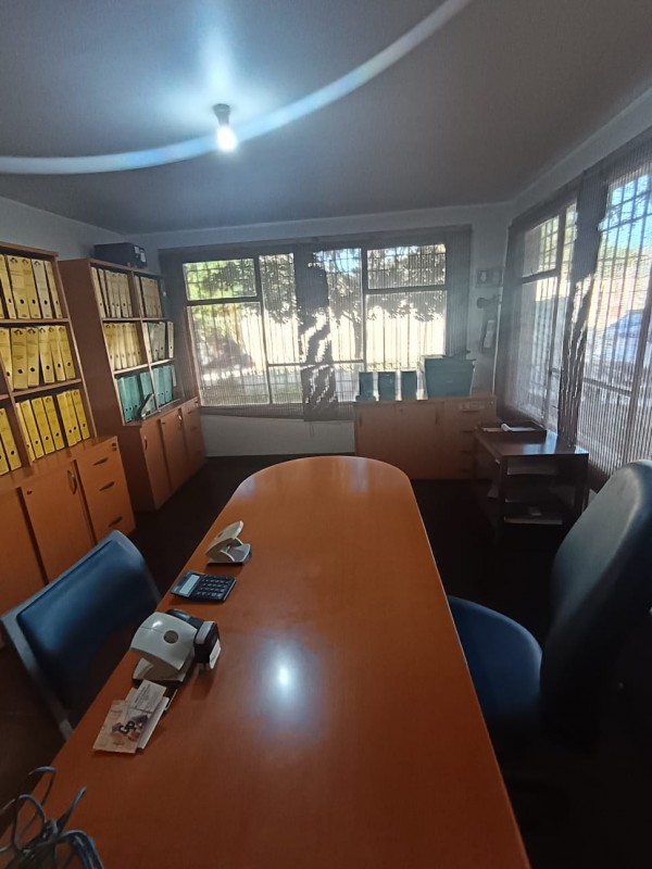 Se Arrienda Casa Central para Empresa