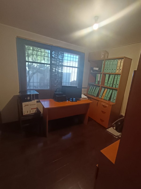 Se Arrienda Casa Central para Empresa