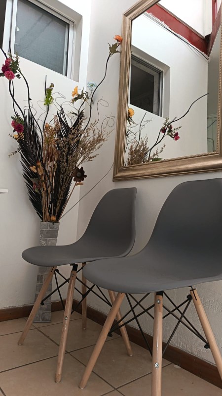 Se Arrienda Hostal para Empresa