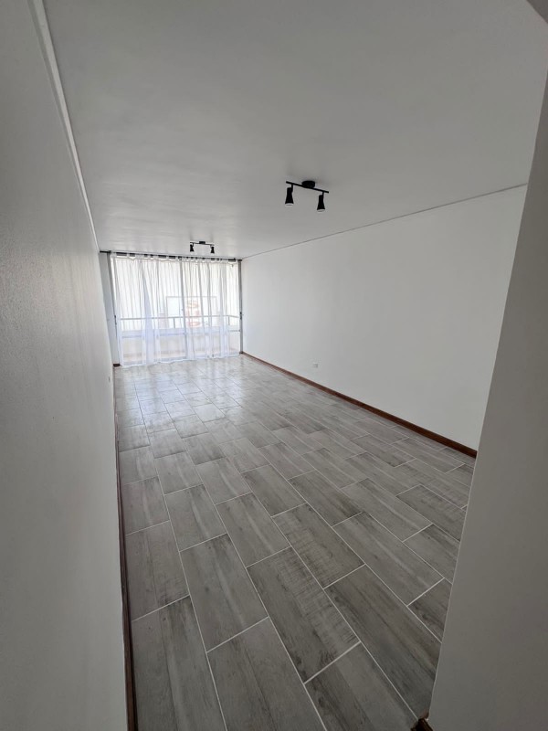 Fotografía de Se Arrienda Depto Sin Muebles en Sector Centro